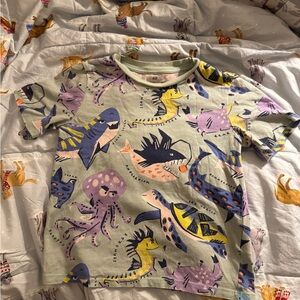 H&M t-shirt size 5/6